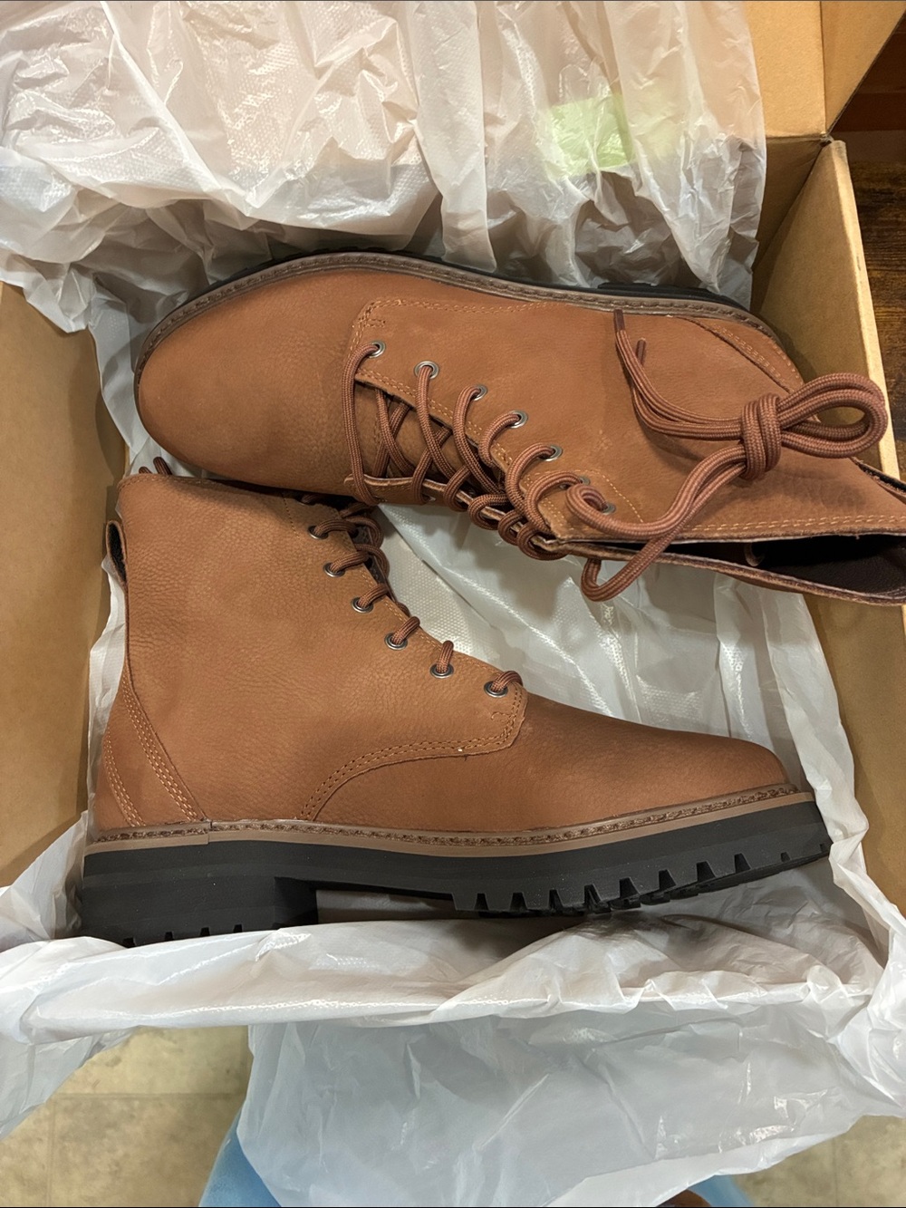 L.L. Bean Lace-Up Ankle Hiking boots Camden Hill in Box woman’s 9.5 leather